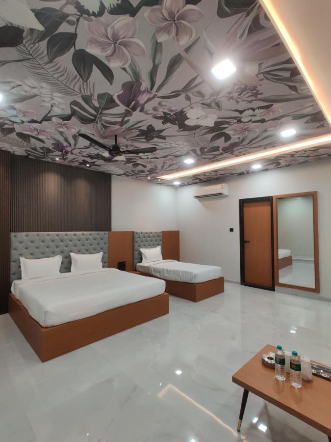 Hotel Pride Of Chittor Chittorgarh Buitenkant foto