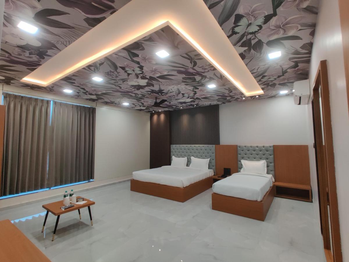 Hotel Pride Of Chittor Chittorgarh Buitenkant foto