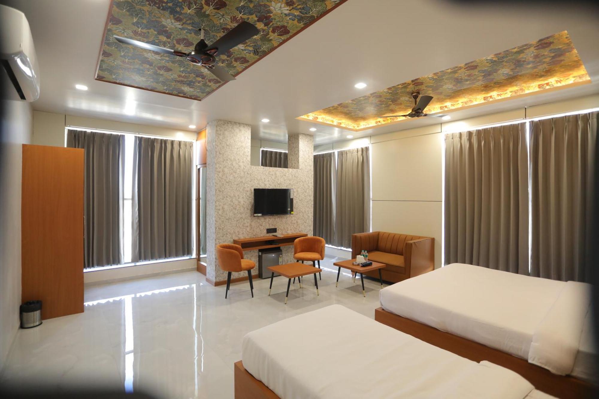Hotel Pride Of Chittor Chittorgarh Buitenkant foto