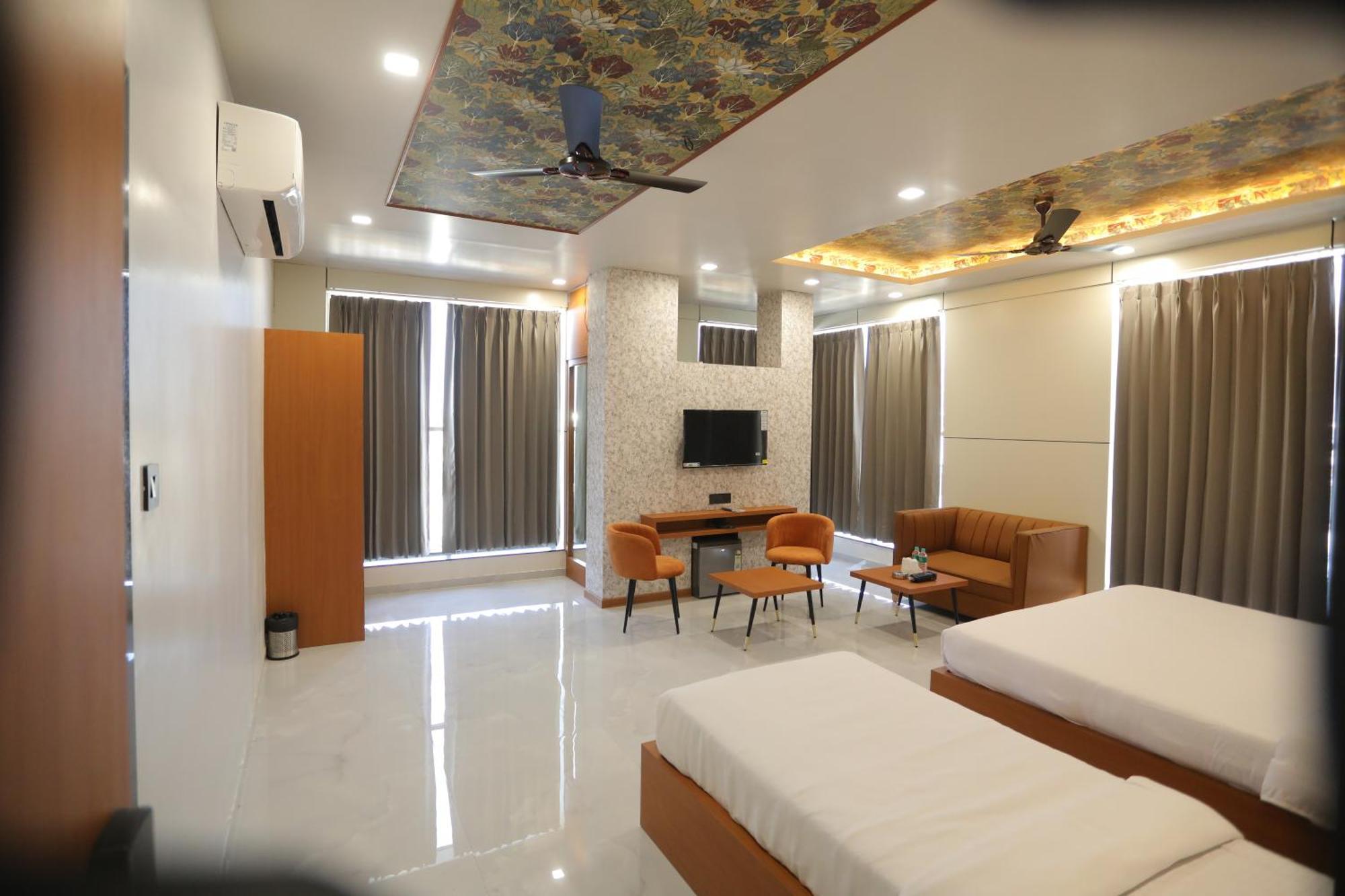 Hotel Pride Of Chittor Chittorgarh Buitenkant foto
