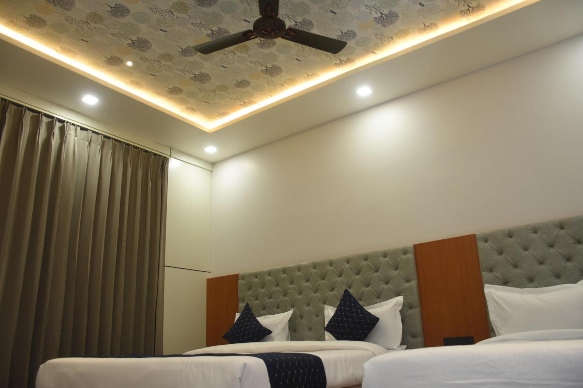 Hotel Pride Of Chittor Chittorgarh Buitenkant foto